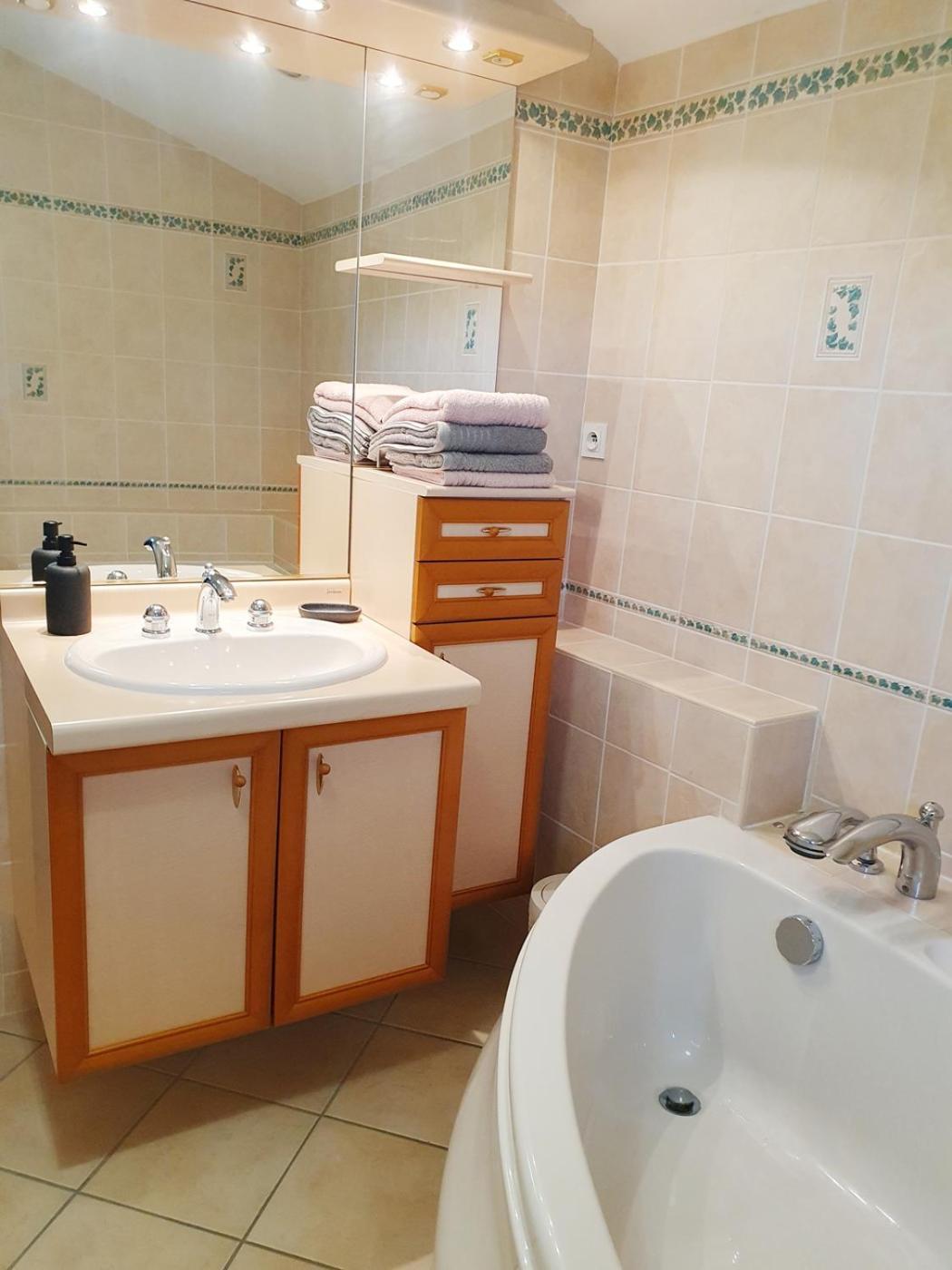 Le Clos Violet Clesse Holiday Home For 6 Extérieur photo